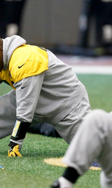 Harrison, Peppers give surging teams ageless presence